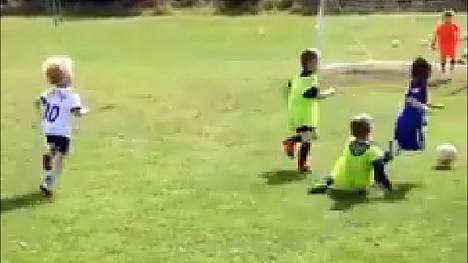 Ganz rechts ist die Grätsche zu sehen