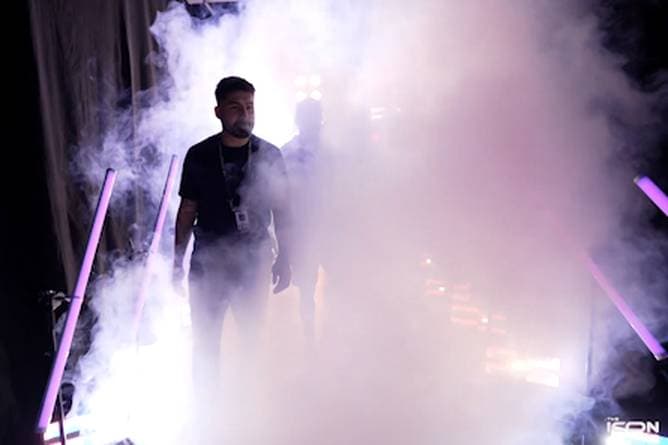 Hier betritt ein Weltstar die Icon-League-Bühne