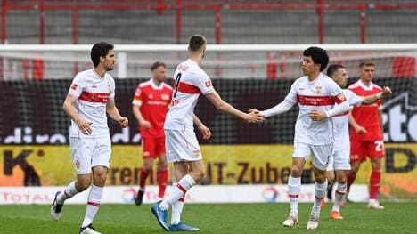 Marcin Kaminski (l.) wechselt zu Schalke 04
