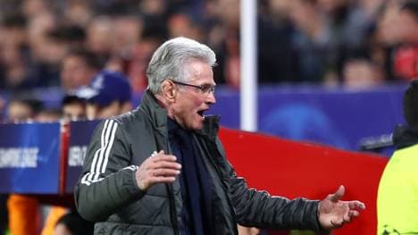 Jupp Heynckes feiert mit dem FC Bayern einen Auswärtssieg in Sevilla