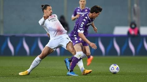 Dusan Vlahovic im Zweikampf mit seinem Idol Zlatan Ibrahimovic