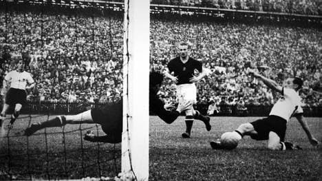 Morlocks Anschlusstor im WM-Finale 1954