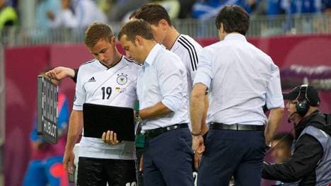 Hansi Flick und Mario Götze arbeiteten schon unter Bundestrainer Joachim Löw bei der Nationalmannschaft zusammen