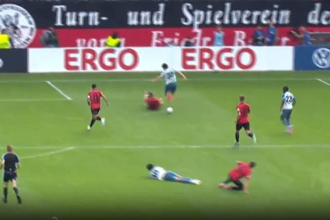 Mit Traumspielzug! Leverkusen zaubert sich weiter