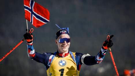 Johannes Thingnes Bö gewann 2023/24 den Biathlon-Gesamt-Weltcup