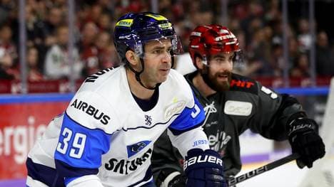 Koelner Haie v ERC Ingolstadt - DEL Playoffs Quarter Final Game 1