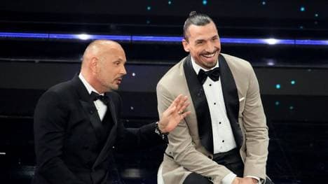 Zlatan Ibrahimovic (r.) bewies zum wiederholten Mal sein Showtalent