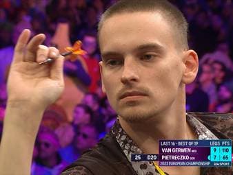 Ricardo Pietreczko scheidet im Achtelfinale der European Darts Championships gegen Michael van Gerwen aus, liefert dabei aber einen großen Fight.