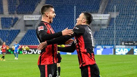 André Silva (l.) und Filip Kostic sind in Top-Form