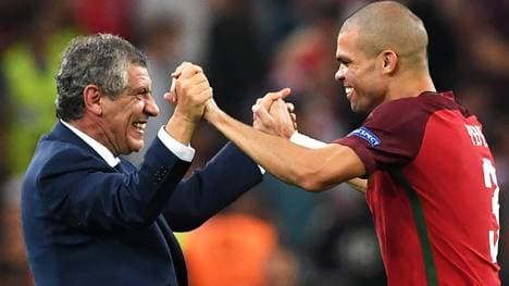 Richtige Taktik oder Glück? Fernando Santos steht mit Portugal im Halbfinale