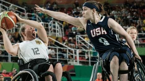 Annabel Breuer (l.) ist "Sport-Stipendiat des Jahres"