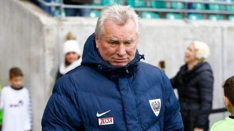 Benno Möhlmann übernahm Preußen Münster im Oktober 2016