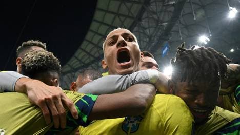 Richarlison erzielte ein Traumtor gegen Serbien