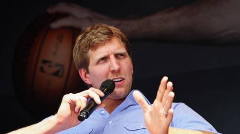 Nowitzki - Der Perfekte Wurf - Press Conference