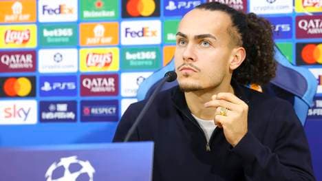 Arthur Theate trifft mit der Eintracht auf Neapel