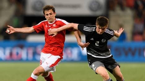 Admir Mehmedi (l.) machte bisher 58 Länderspiele für die Schweiz