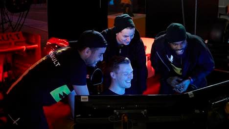 Renault und Vitality wollen in Rocket League und in der Formula 1 eSport Series starten.