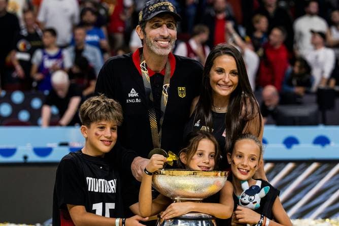 DBB-Coach unterzieht sich Operation