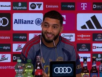 Auf der Vorstellungs-PK von Ismael Saibari staunen die Reporter über seine Sprachvielfalt. Der Marokkaner spricht Englisch, Französisch, Spanisch, Arabisch und Niederländisch und möchte bald auch Deutsch lernen.