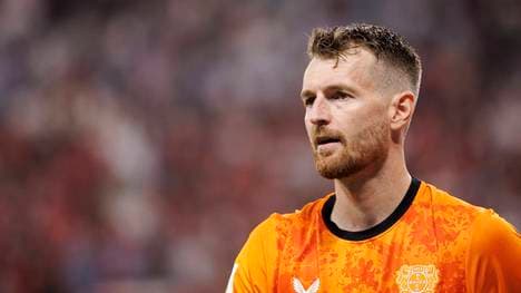 Hradecky wurde im Elferschießen zum Bayer-Helden