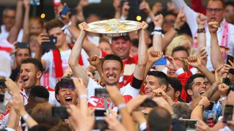 VfB Stuttgart v FC Wuerzburger Kickers - Second Bundesliga