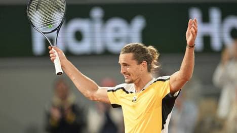 Alexander Zverev bejubelt seinen Sieg gegen Holge Rune