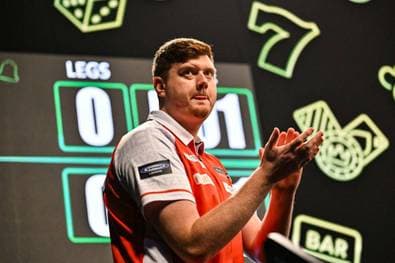 Springer verliert Auftaktmatch