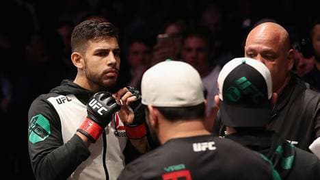 Yair Rodriguez traf seinen Gegner im Auge