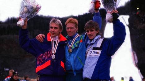 Jens Weißflog (r.) und Matti Nykänen (l., mit Dieter Thoma) zählen zu den besten Skispringern aller Zeiten