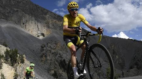 CYCLING-FRA-TDF2017-BREAKAWAY