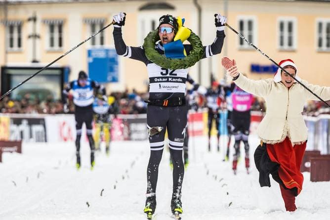 Bei Ski-Spektakel: Schwede entthront „Wunderkind“