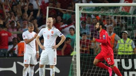 Frust bei Davy Klaassen von den Niederlanden in der Türkei
