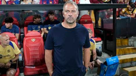 Hansi Flick trainiert den FC Barcelona