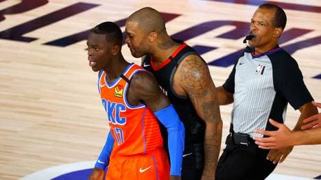 Dennis Schröder und P.J. Tucker gerieten bei Spiel fünf aneinander