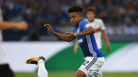 FBL-GER-BUNDESLIGA-SCHALKE-STUTTGART