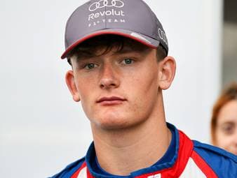 Slater-Crash mit Titelrivale