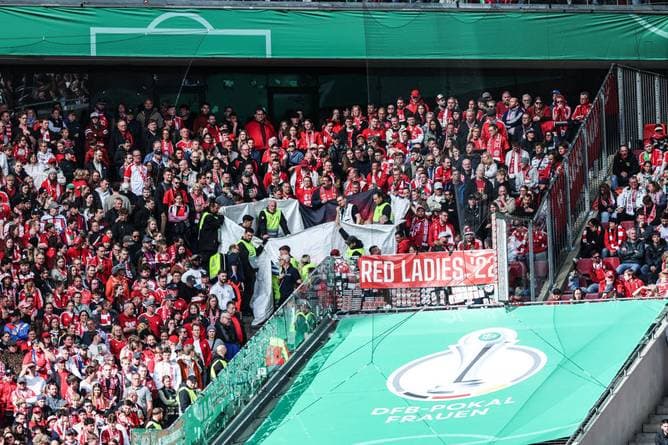 Notarzteinsatz bei Pokal-Finale