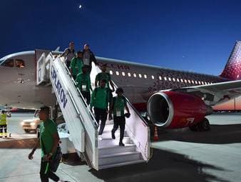 Feuer-Schock: Saudi-Arabiens Flugzeug brennt