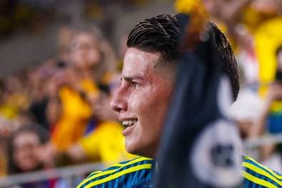 "War bei 220 km/h": James scherzt über Raser-Delikt