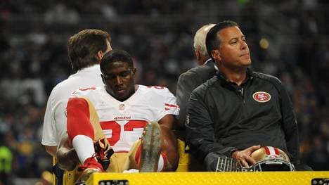 Reggie Bush (l.) zog sich 2015 in St. Louis eine schwere Knieverletzung zu