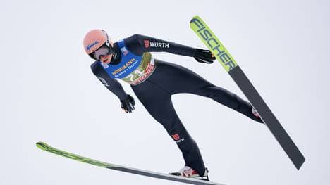 Karl Geiger greift nach der Tournee wieder im Weltcup an