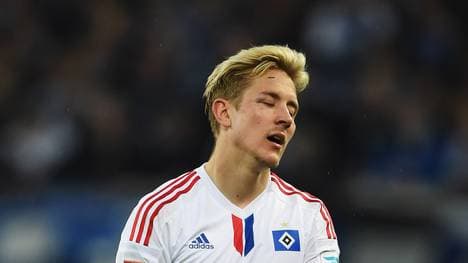 Lewis Holtby sitzt in Stuttgart zunächst auf der Bank