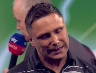 Gerwyn Price scheidet sensationell mit 0:3 gegen Wesley Plaisier aus. Der Iceman findet zu keiner Zeit zu seinem A-Game und muss verdient den Weihnachtsurlaub antreten. 