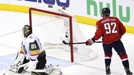 Jewgeni Kusnezow überwand Marc-Andre Fleury zum 2:0 für die Washington Capitals