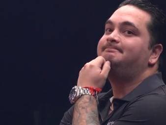 Dave Chisnall gewinnt im Decider mit 6:5 gegen Jeffrey de Zwaan. Chisnall dreht einen 0:5-Rückstand und steht bei der European Darts Trophy in der nächsten Runde.