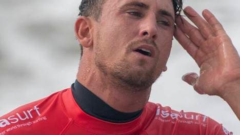 LEON GLATZER hatte plötzlich keine Lust mehr auf das Surfen