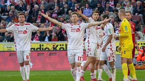 Florian Kainz trägt das Trikot vom 1. FC Köln