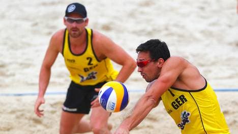 Kay Matysik und Jonathan Erdmann beim Beachvolleyball