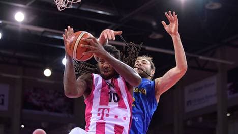 Center Charles Jackson wird Bonn monatelang fehlen