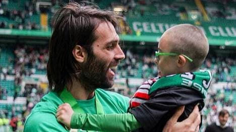 Jay Beatty (r.) mit Georgios Samaras